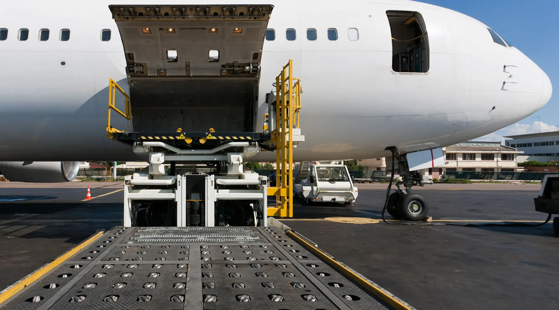 Servicio de transporte de carga aérea en México